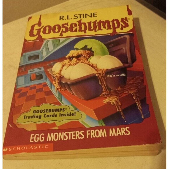R.L. Stine's Goosebumps Book #42 Egg Monsters From Mars Preowned - Picture 7 of 11